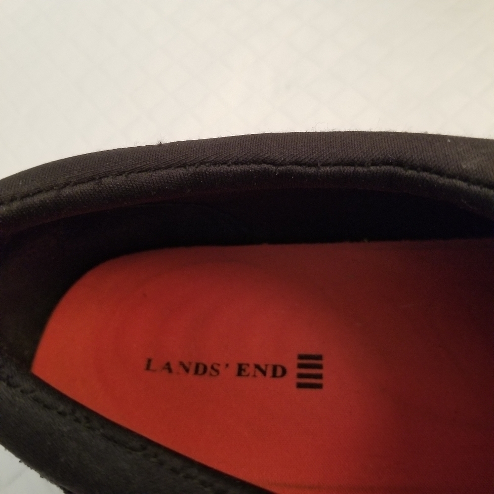 Lands End Women's Black Suede Slip-On Front Zip Comfort Shoes, Size 7.5 B - Picture 6 of 6